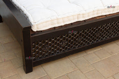 8 Ft Long Onyx Floral Carved Daybed