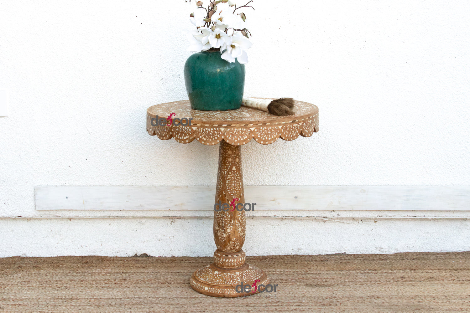 24" DM Scalloped Edge Inlay Side Table (Trade)