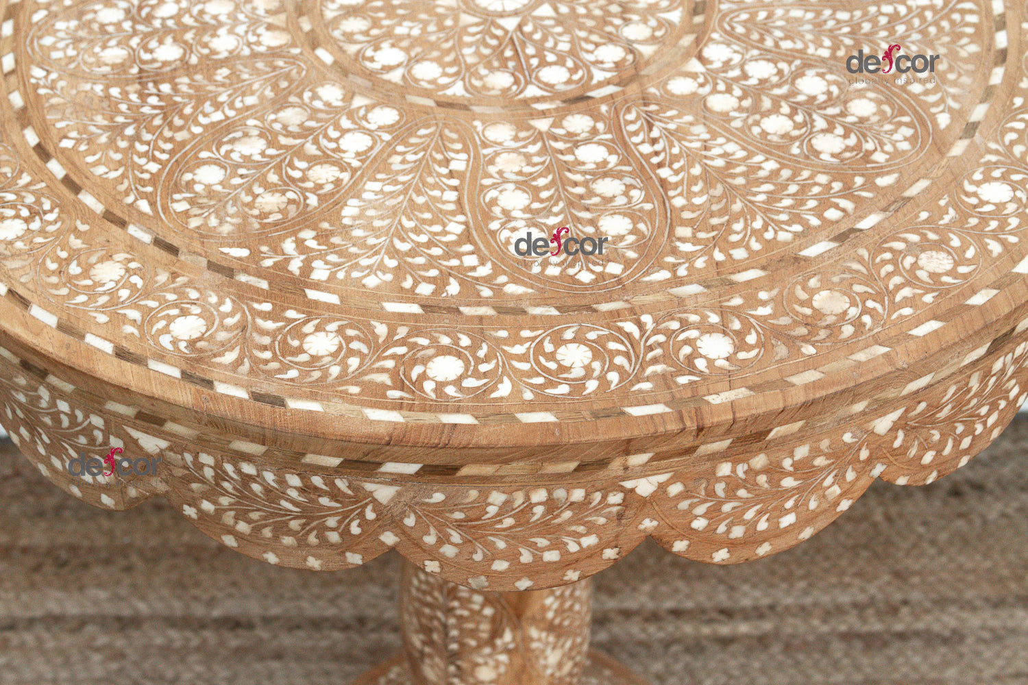 24" DM Scalloped Edge Inlay Side Table (Trade)