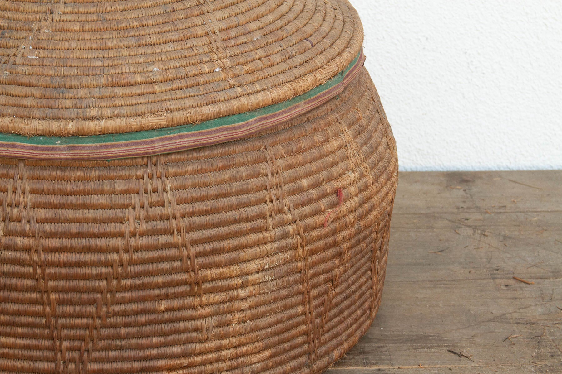 30"Dm Large Antique Nomadic Storage Basket