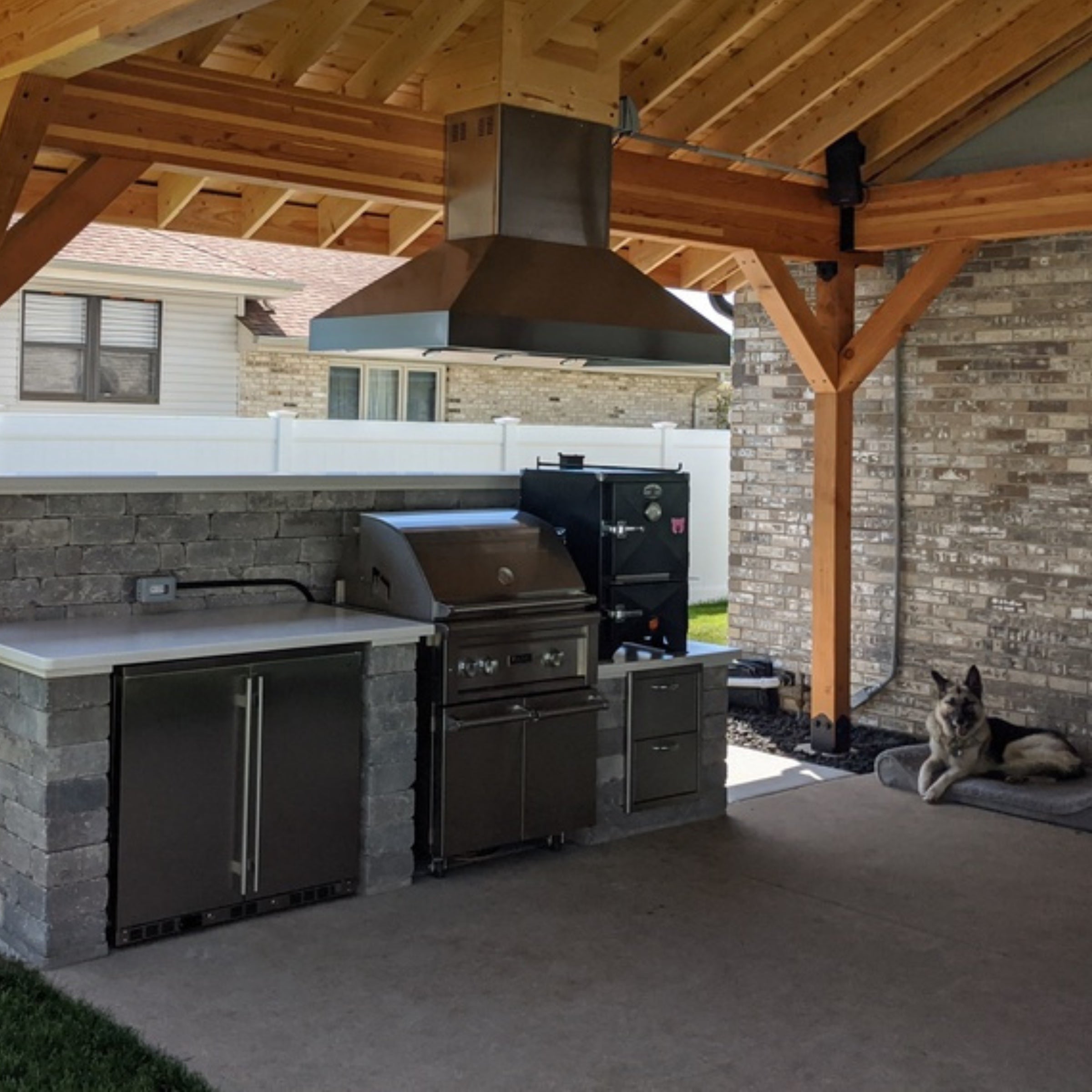 36-Inch Outdoor Beverage Refrigerator
