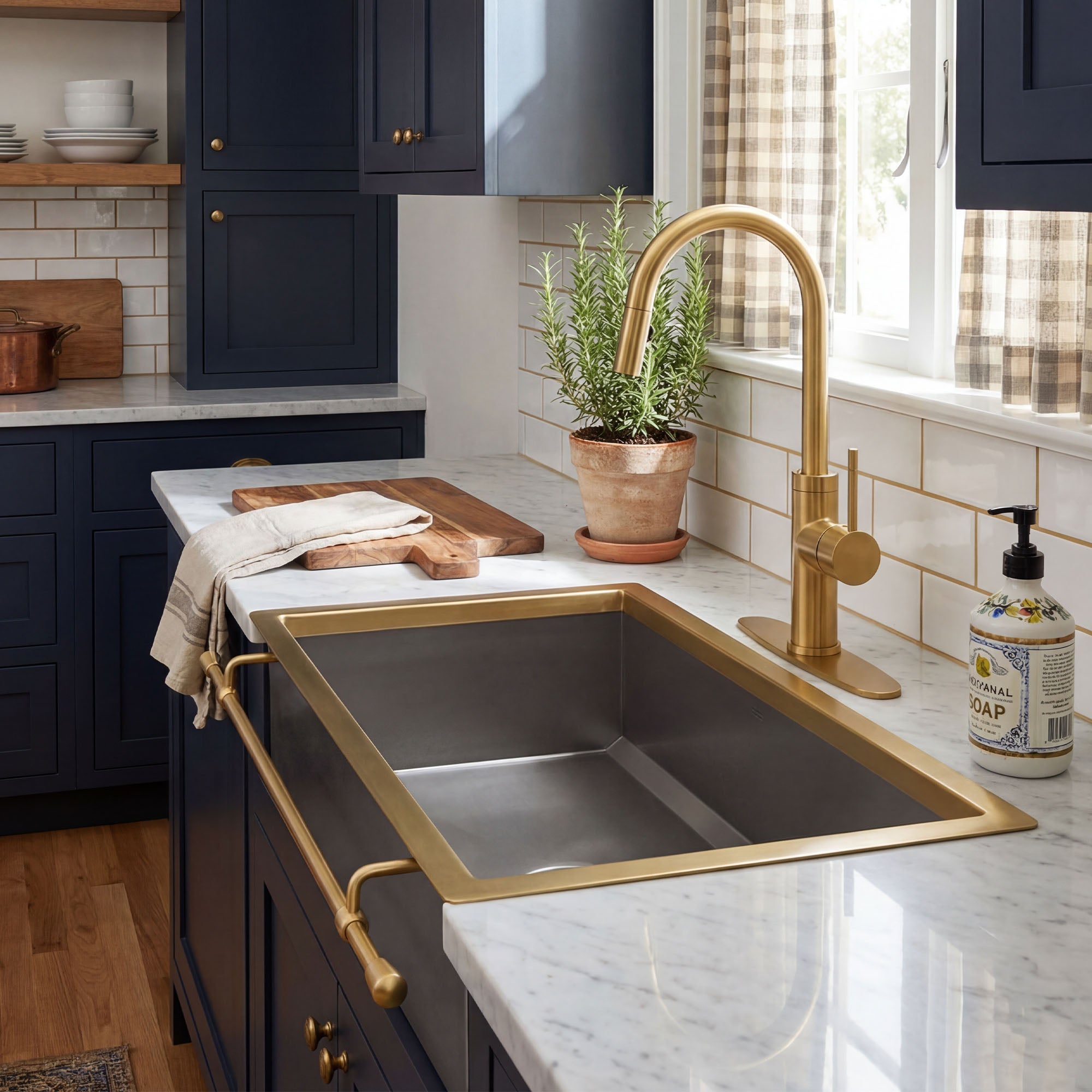 Akicon Handmade Custom Copper Kitchen Sink with Pot Rail