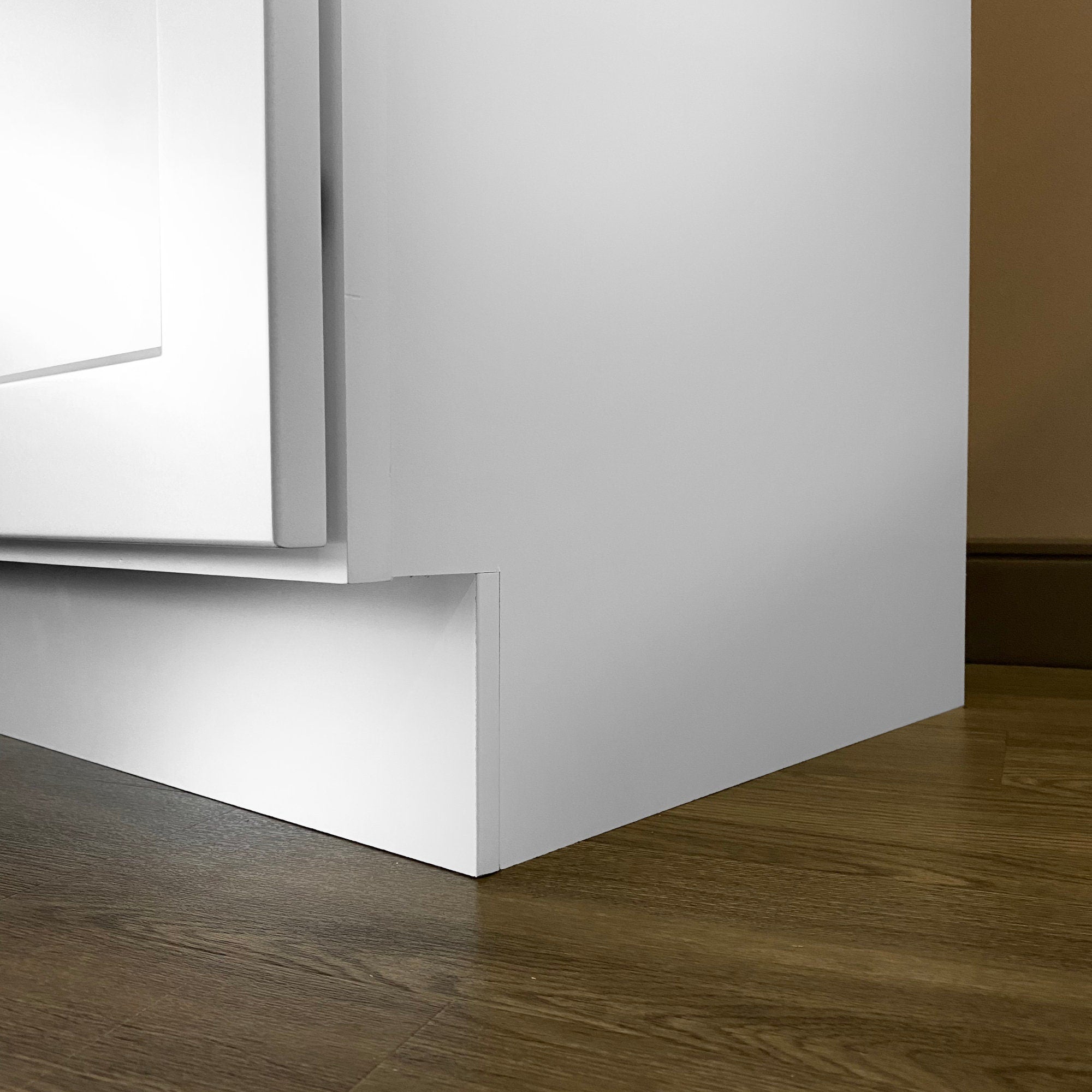 27-Inch White Shaker Single-Sink Bathroom Vanity