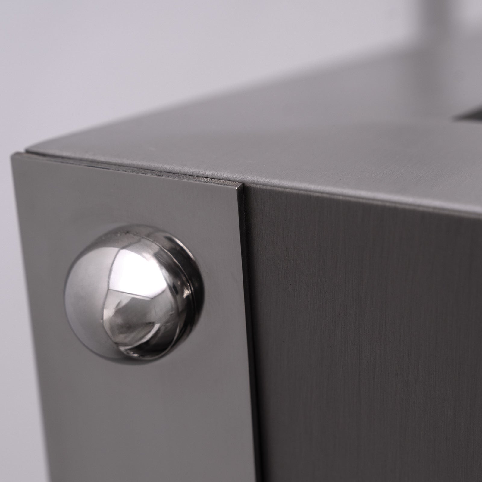 Akicon Custom Handcrafted Modern Stainless Steel Vent Hood